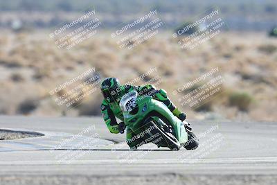 media/Dec-07-2025-CVMA (Sun) [[3e7d2de5dc]]/Race 12- Formula 40 MW and LW/